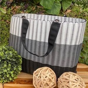 New without tags recycled plastic craft bag